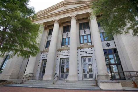 Highland Crest Post Office in Downtown Topeka, KS - Yellow Pages