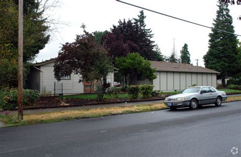 Highland Manor Annex Apartments For Rent in Salem, OR