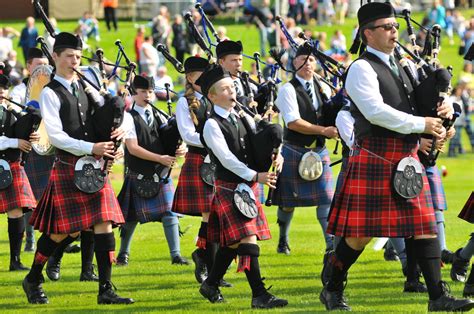 Highland games dogs. .  <a href=http://colegioelefantinhoazul.com.br/hz...