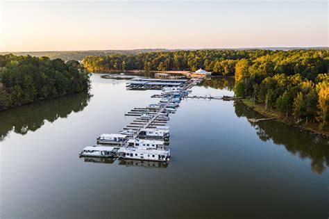 Gateway Marina & Yacht Sales is dedicated to providing a full-service experience for all your boating needs. Contact us today! top of page. GATEWAY MARINA & YACHT SALES INC. Highlands, New Jersey. TIDES & CURRENTS. 732-291-4440. 34 Bay Avenue Highlands, New Jersey 07732. 8 AM - 4 PM SUNDAY AND WEDNESDAY - …