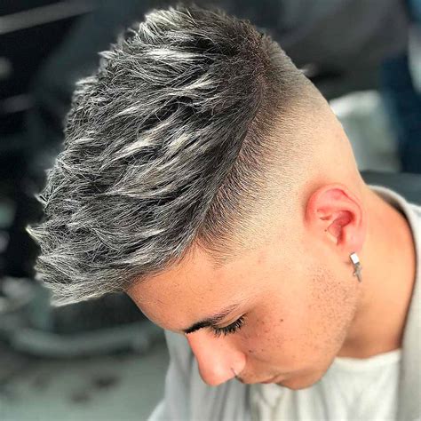 Highlights for men. Nov 2, 2022 · 5. Use a sea salt spray to lighten your hair. Mix about 1 teaspoon (4.9 mL) of sea salt in 1 cup (240 ml) of water and put the solution in a spray bottle. Coat your hair with the spray before you go out in the sun to create natural all-over highlights. [18] Sea salt spray can also add texture and body to your hair. 