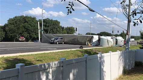Highway 27 clermont accident today. FOUR CORNERS, Fla. – Two people were killed and several others were injured Tuesday morning in a five-vehicle crash in Polk County, officials said. The wreck happened around 6:05 a.m. on ... 