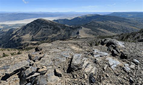 Hiker discovers Oakland man dead on remote California peak