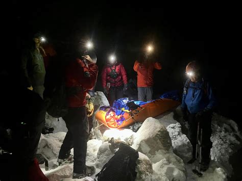 Hiker in cotton hoodie with no food, water saved from Colorado 13er after 10-hour rescue