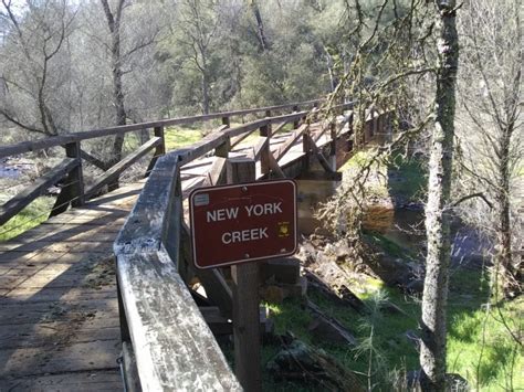 Hikes in El Dorado County, California: Browns Ravine from New York Creek