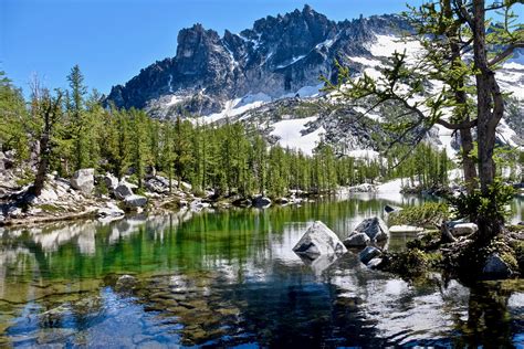 Hikes near leavenworth. Have you ever been on a hike and come across someone wearing the most perfect North Face gear and thought to yourself, “I wish I knew how to shop for the North Face like that perso... 