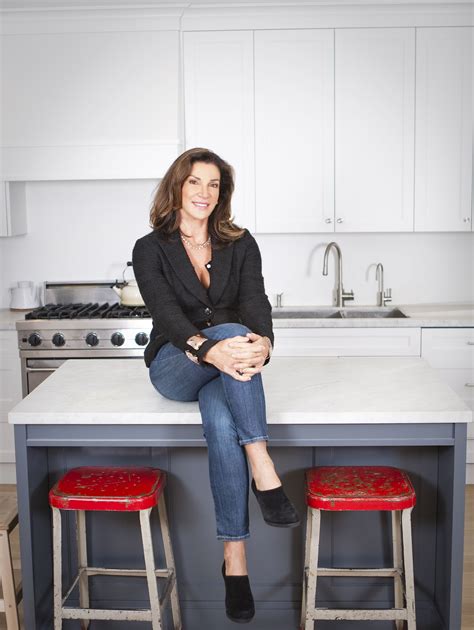 Fan-favorite interior designer Hilary Farr of "Love It or List It" fame uses her invaluable expertise, life experience -- and some tough love -- to help families turn their dysfunctional, disorganized homes into dream spaces they can call their own.. 