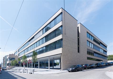 Hilda-Gymnasium Autogaragen, Parkhäuser in Pforzheim …