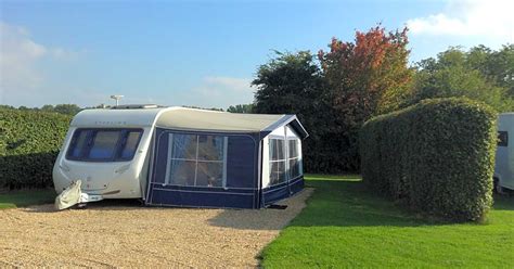 Hill Cottage Farm Touring Caravan Park, Fordingbridge