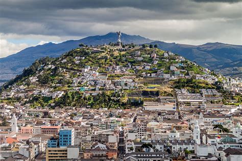 Hill Mendoza  Quito