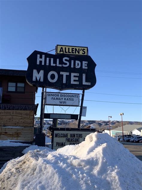 Hillside Motel in Chamberlain, SD - HotelMotels.info