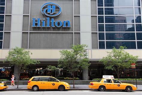 Hilton Extends Status Again into 2024, Extends Expiring Points …