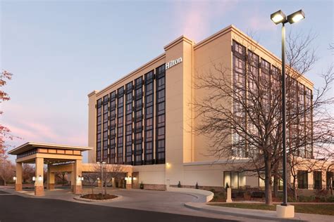  Hilton Garden Inn Fort Collins. 2821 East Harmony Road, Fort Collins, Colorado, 80528, USA. Hilton Garden Inn Fort Collins is centrally located with easy access to I-25. Enjoy made-to-order breakfast, an indoor pool, and more at our pet-friendly hotel. 
