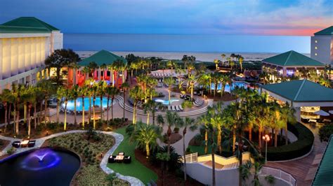 Hilton head resorts for families. Apr 1, 2020 ... Palmetto Dunes Resort: Palmetto Dunes is located mid-island on some of the best Hilton Head beaches and offers accommodations in vacation homes ... 