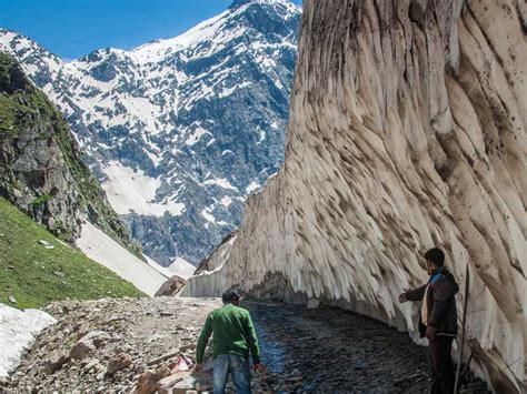 Himachal Less Travelled: About Sach Pass