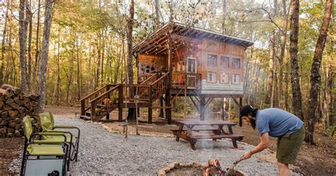  With options starting as low as $10 per night and an average price of $29, camping has never been more affordable. Check out some of the top campsites with rave reviews: Three Ponds Community (185 reviews), Bentonville Bike Camp (110 reviews), The Bike Inn (41 reviews). . 