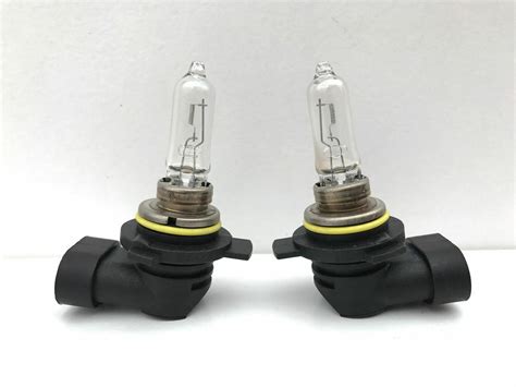 Location. TX. Dec 22, 2009. #1. Ready to improve on the weak stock headlights. I've searched and read about the John Deer HIR bulbs and also the IPF bulbs from Slee Off Road. I can't find a comparison of the two. Slee has two different bulbs, the IPF X91 9006 super low beam and the H4 Fat Boy super bulb. The H4 bulbs looks closer to the HIR …. 