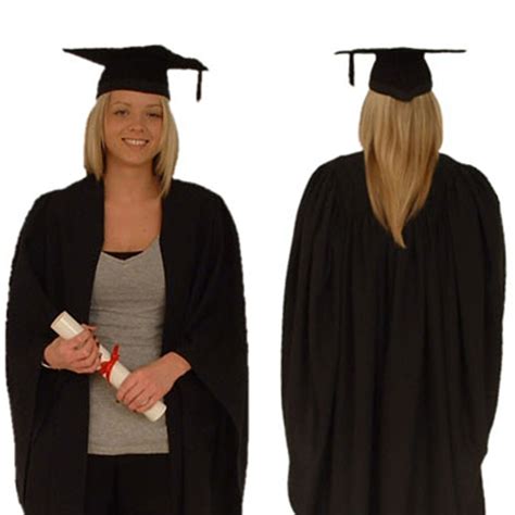 Hiring your gown Bournemouth University