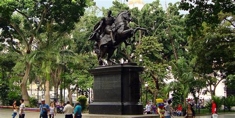 Historia de la estatua del libertador en la plaza bolívar. - Solutions manual macroeconomics abel and bernanke.