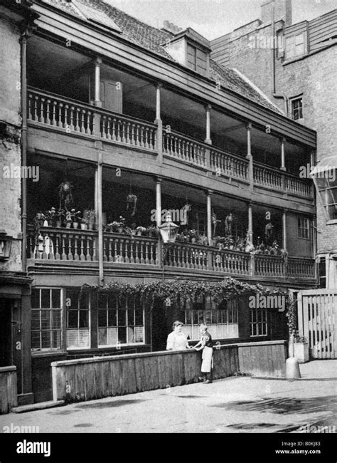 Historic inn in Southwark, London, mentioned in The …