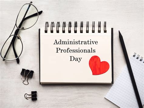 History of Administrative Professionals Day Successories