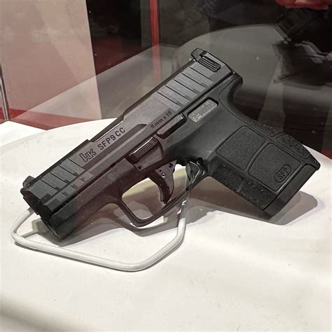 The SFP9 is a fully pre-cocked striker-fired pistol with single-action trigger in calibre 9 mm x 19. Used by law enforcement, it is the primary means of defence. In military use, it serves its purp... More safety. Less risk
