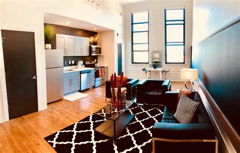 HL29 Modern Flats is your home for luxury living in St. Joseph, Missouri. We offer brand new, exquisite one and two bedroom apartments each one uniquely drafted. Experience granite countertops, stainless steel appliances, washer and dryer connections, and open floor plans.