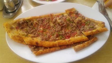 Hoşdere Pide Ve Kebap Salonu Çankaya .