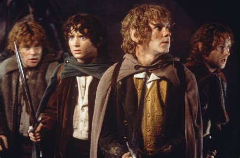 Hobbits. Bandobras Took, commonly known as Bullroarer, was a Hobbit of the Shire and the hero of the Battle of the Green Fields. Born in TA 2704, Bandobras Took was the second son of Thain Isumbras III, and would be the great-great-grand-uncle of Bilbo Baggins. Bandobras was noteworthy among Hobbits for his exceptionally large stature, being four feet, five inches tall, … 