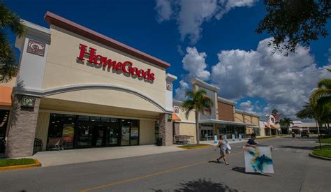 Hobby lobby cape coral. May 23, 2022. Hobby Lobby plans to open a new 50,000-square-foot store in Cape Coral in early June. The store will be located in Coralwood Mall on Del Prado Boulevard, just … 