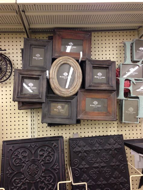 Hobby lobby christmas picture frames. Since 1972, our Certified Framing Experts have been helping create the custom frame that your artwork deserves. Visit one of our store locations nationwide ... 