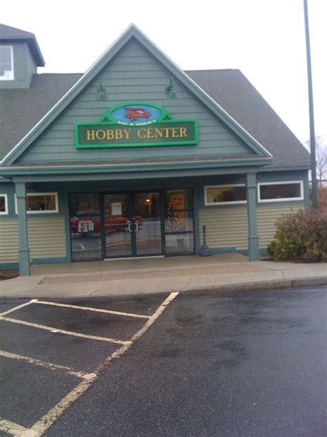 Ray & Robin's Hobby Center... Specializing in Radi