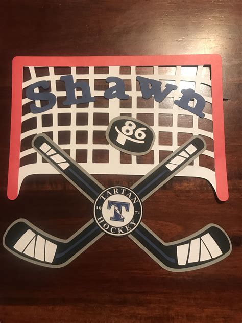 Hockey Tournament Hotel Door Signs in 2020 Hockey team gifts, Hockey