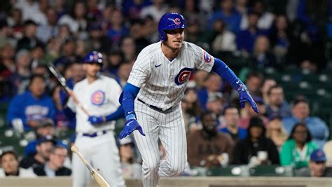 Hoerner's single in 10th inning lifts Cubs past Mariners 3-2
