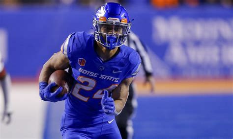 Though he had just 83 attempts, Hines ranked 14th in the conference with 634 rushing yards while his 7.64 yards per carry ranked second. According to Pro Football Focus, he also forced 33 missed tackles and had 18 carries of ten or more yards while his 84.6 overall grade ranks third among Mountain West running backs returning for 2023. If …. 