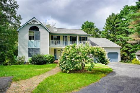 Holden ma homes for sale. Browse real estate listings in 01520, Holden, MA. There are 28 homes for sale in 01520, Holden, MA. Find the perfect home near you. Account; Menu ... 01520, Holden, MA Real Estate and Homes for Sale. Open House Favorite. 362 MAIN ST, HOLDEN, MA 01520. $399,000 2 Beds. 1 Baths. 