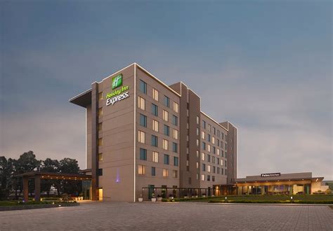 Holiday Inn Kolkata Airport, an IHG Hotel in Kolkata Best Rates