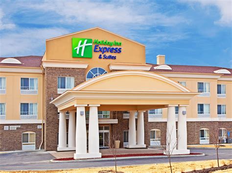 Holiday in and suites near me. Check-in at Holiday Inn Express & Suites Little Rock Downtown is from 3:00 PM, and check-out time is 11:00 AM. Contact the hotel directly for options available for early check-in or late check-out. Does Holiday Inn Express & Suites Little Rock Downtown have a pool? 