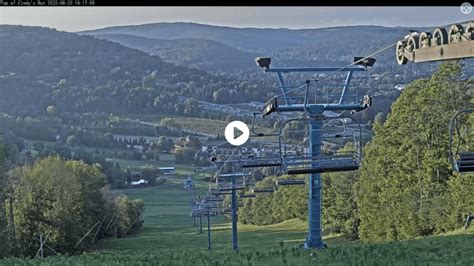Holiday valley live cam. We are Western New York's playground for outdoor fun and adventure. With over 20 restaurants, 20 shops, 10 bars, and 2 ski slopes, all within to walking ... 