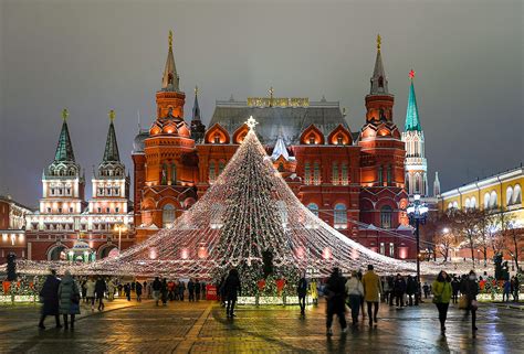New Year Holidays 2024, 2025 and 2026. New Year Holidays in Russia lasts for over a week, beginning on New Year's Eve and spanning beyond Orthodox Christmas on January 7th. It is an intense time of festivity in Russia, and a welcome break during the cold, dark days of a Russian winter. Please scroll down to end of page for previous years' dates.. 