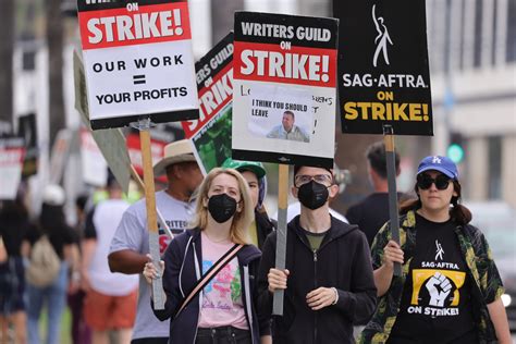Hollywood actors' union reaches tentative deal with studios to end strike