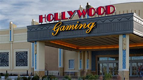 Hollywood gaming. A racino north of downtown Dayton with over 1,100 video slot machines, live and simulcast horse racing, and a rewards program. Learn about the casino's address, hours, games, … 