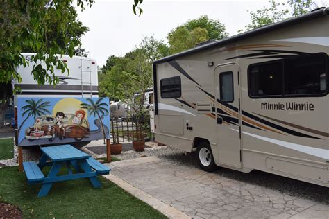 Hollywood rv park. Things To Know About Hollywood rv park. 