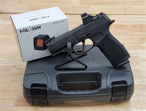 Holosun p365. The Holosun 507K X2 features the same 2 MOA dot + 32 MOA ring just like the Holosun 507C X2. It's big enough for shooters to pick up and especially for sub compact pistols with 1911 style grip angle. 32 MOA is definitely big enough to acquire even if the center dot is completely off center. The shooter can still see part of the ring as a ... 