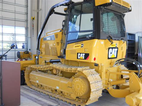 Holtcat. HOLT CAT’s mobile maintenance service can provide a regularly scheduled complete preventative maintenance program performed on your job site to keep your equipment in top operating condition. For a flat rate price you can have a first class preventive maintenance program on every machine you own, Caterpillar and … 