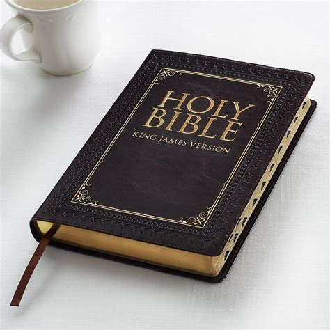 The tested and approved King James Version (KJV) is printed together with Mark Finley Bible Study Helps in a clear, legible type size.. 