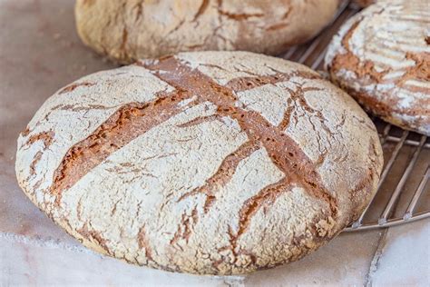 Holzofenbrot Rezept für den Steinofen - Campofant