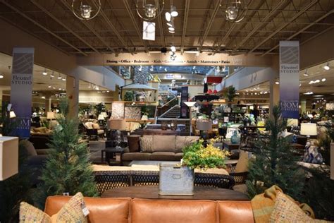 Hom furniture woodbury. 651-730-5000. Visit Website. Neighborhoods. Suburbs, Woodbury. Details. Furniture, Home Accessories. Type. Chain. At HOM, possibly the Upper … 