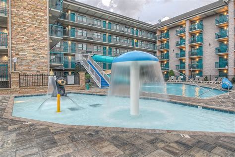 Tru by Hilton Pigeon Forge: Bed bugs - Read 485 reviews, view 282 traveller photos, and find great deals for Tru by Hilton Pigeon Forge at Tripadvisor..