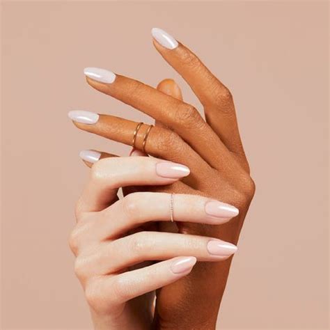 Home Almond Nail Bar. 